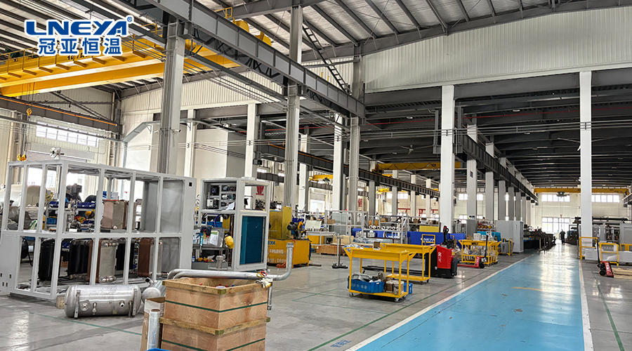 卡盘用Chiller的温度范围、介质选择与出口控温精度说明 - 卡盘用Chiller(images 2)